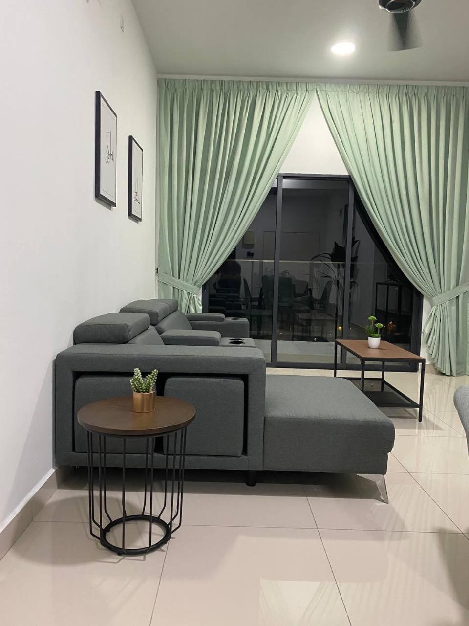 קואלה טרנגאנו Terengganu Dreamscapes At Icon Residence, Spacious With Nature View חדר תמונה